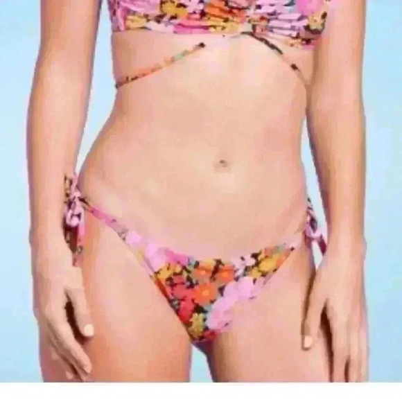 NWT Shade & Shore Women's Strappy Cheeky Floral Bikini Bottoms Size Large - Picture 2 of 5